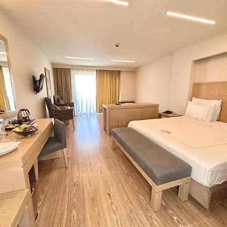 Bellis Deluxe & Heated For Winter Aqua Park Hotel Belek