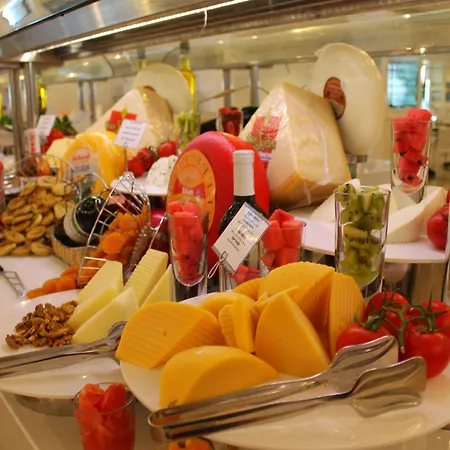 Bellis Deluxe & Heated For Winter Aqua Park Hotel