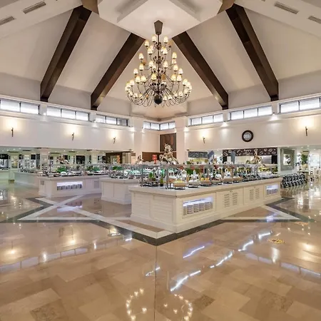 Hotel Bellis Deluxe & Heated For Winter Aqua Park 5*