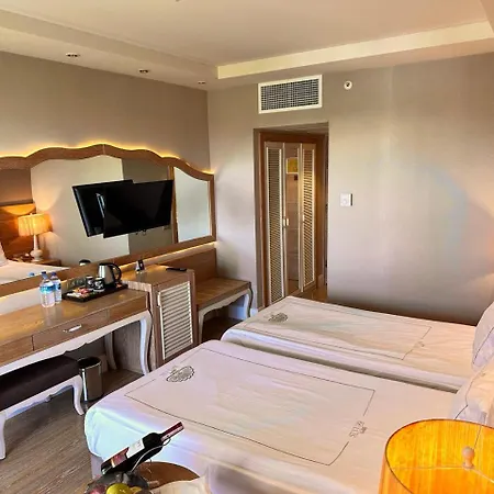 Bellis Deluxe & Heated For Winter Aqua Park Hotel 5*