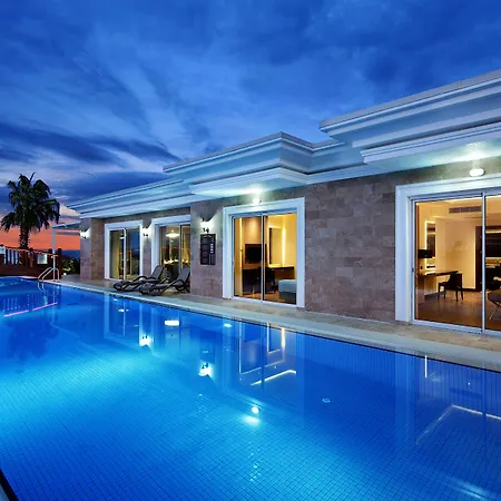 Ξενοδοχείο Bellis Deluxe & Heated For Winter Aqua Park 5*
