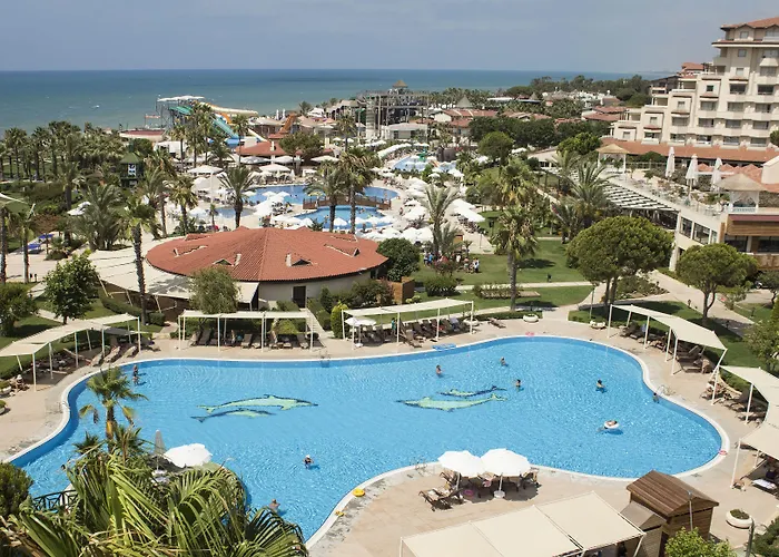 Bellis Deluxe & Heated For Winter Aqua Park Hotel 5*