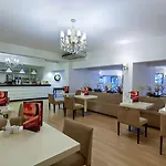Bellis Deluxe & Heated For Winter Aqua Park Hotel