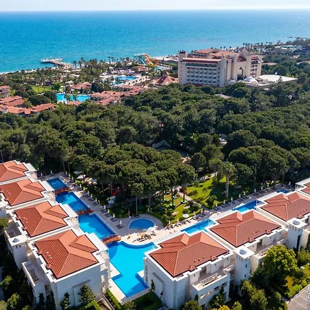 Bellis Deluxe & Heated For Winter Aqua Park 5* Belek