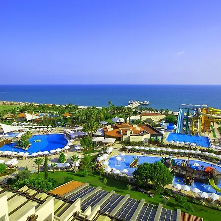 Szálloda Bellis Deluxe & Heated For Winter Aqua Park 5*