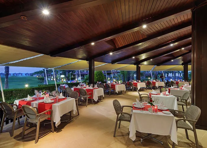 Bellis Deluxe & Heated For Winter Aqua Park Szálloda 5*