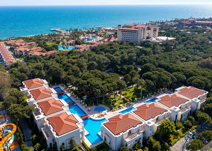 Bellis Deluxe & Heated For Winter Aqua Park Belek